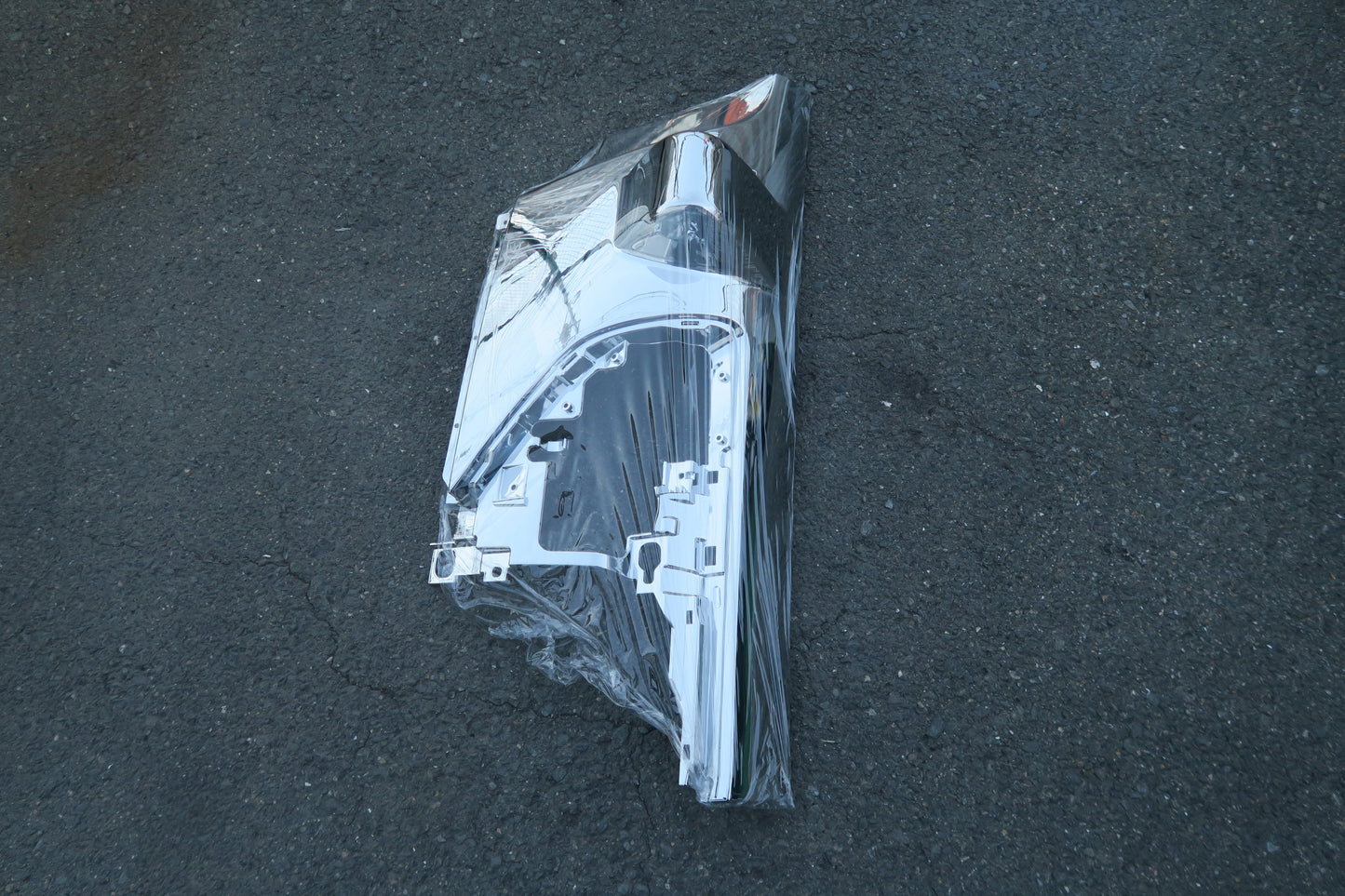 左コーナーメッキパネル