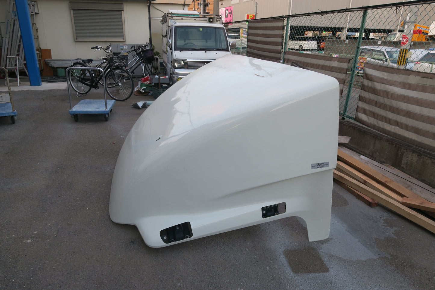 三菱トラック 2t用 風防